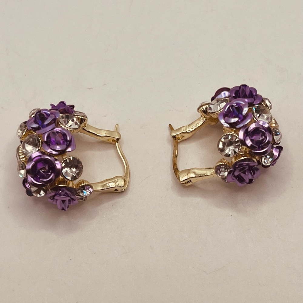 Earrings for women flowers design